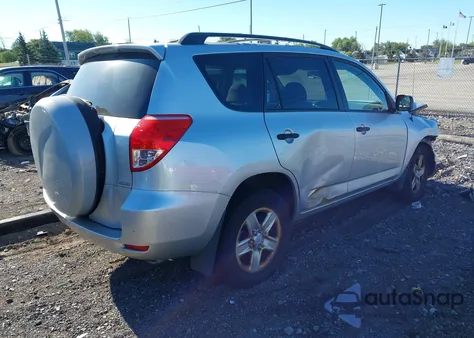 2006 Toyota Rav4 from USA, damaged, VIN JTMBD33V465031432